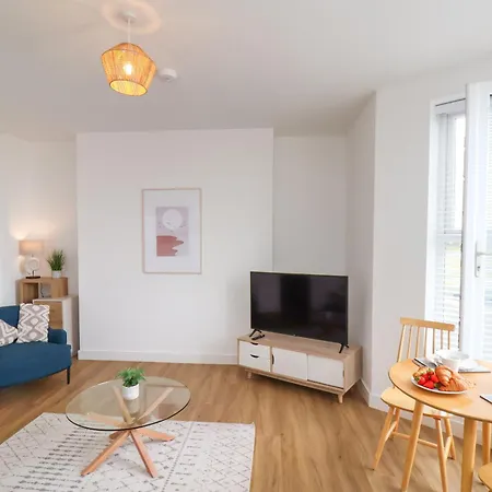 Glenholme 4 Apartment