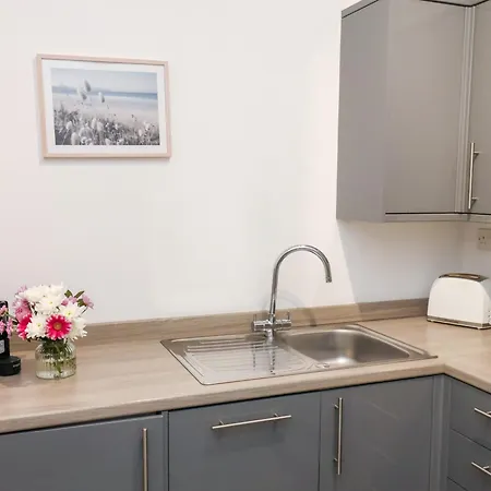 Glenholme 4 Apartment *